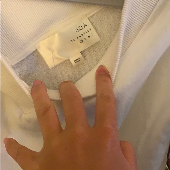 J.O.A. Los Ángeles Ruffle Cuff Sweatshirt - Picture 7 of 8